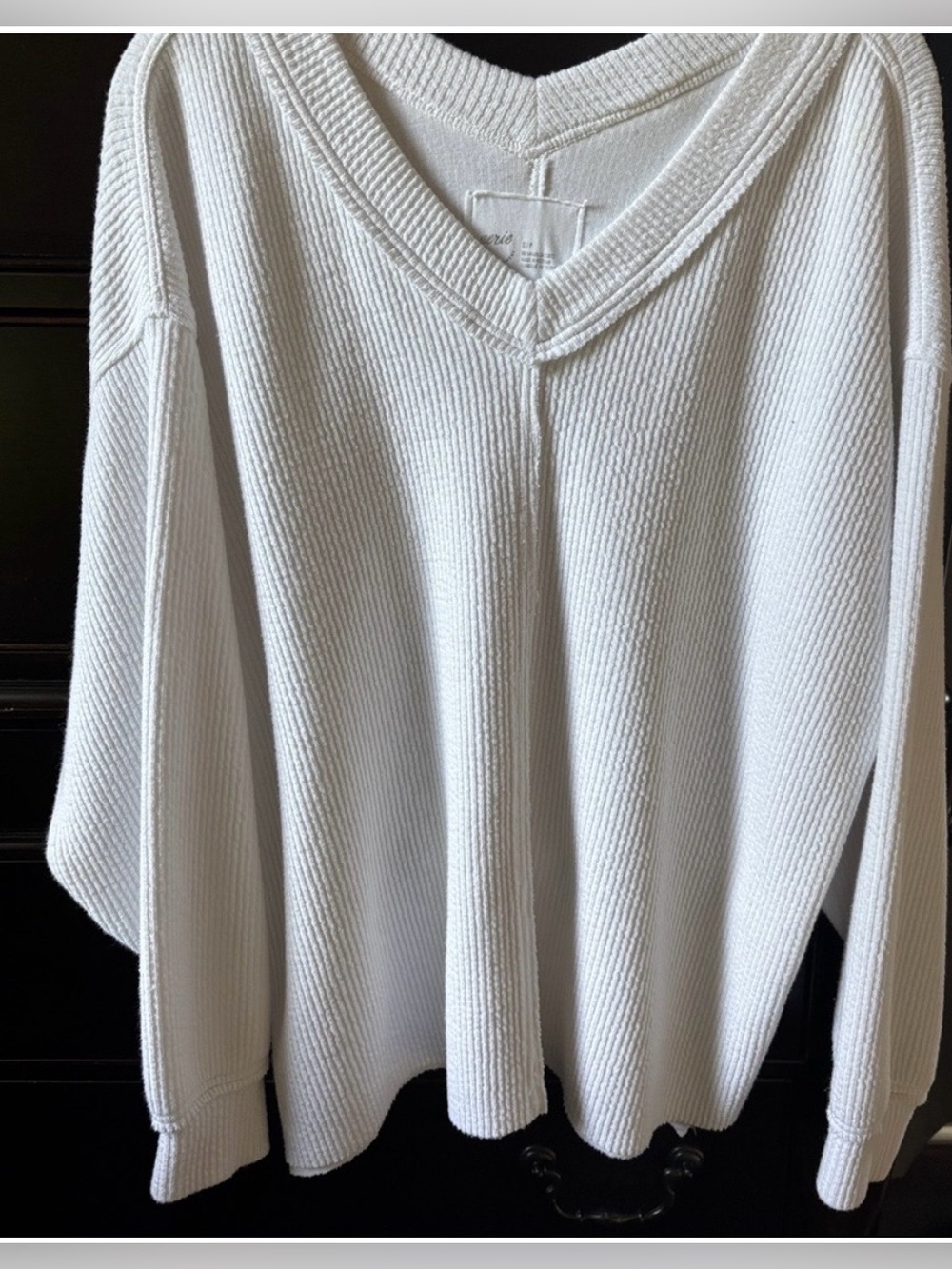 Aerie oversized ribbed v neck pullover small